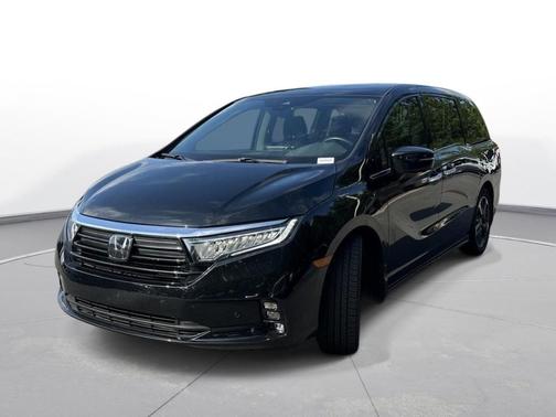 Crystal Black Pearl 2024 Honda Odyssey Elite