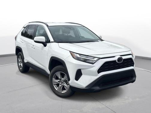 Ice Cap 2025 Toyota RAV4 XLE