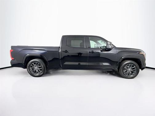 2022 Toyota Tundra Platinum