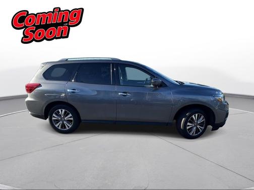 2019 Nissan Pathfinder SL