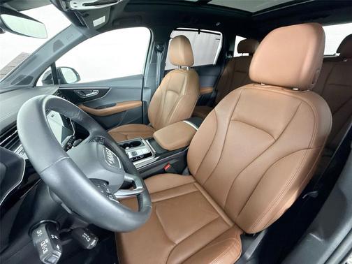 2023 Audi Q7 55 Prestige