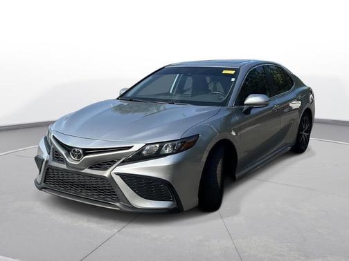 Celestial Silver Metallic 2021 Toyota Camry SE