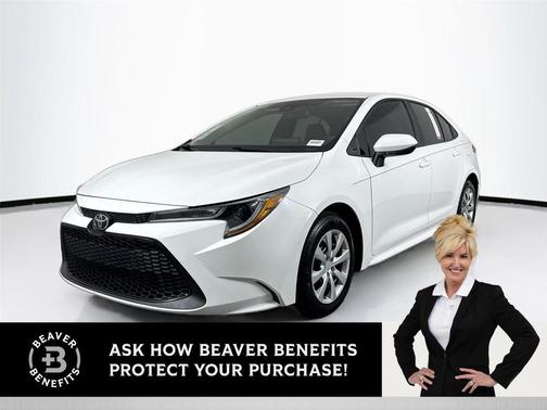 Super White 2022 Toyota Corolla LE
