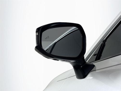 Oxygen White w/Black Bi-Tone 2024 Toyota Crown Platinum