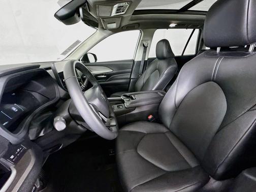 Celestial Silver Metallic 2026 Toyota Grand Highlander XLE