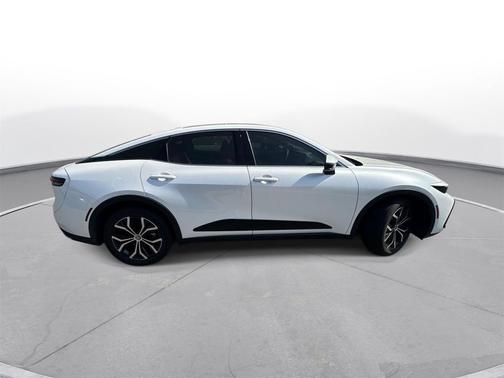 Oxygen White 2023 Toyota Crown Limited