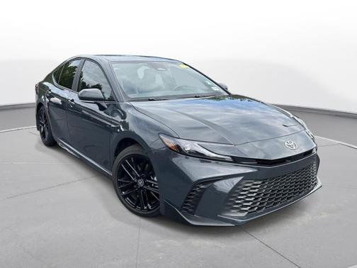 Underground 2025 Toyota Camry SE