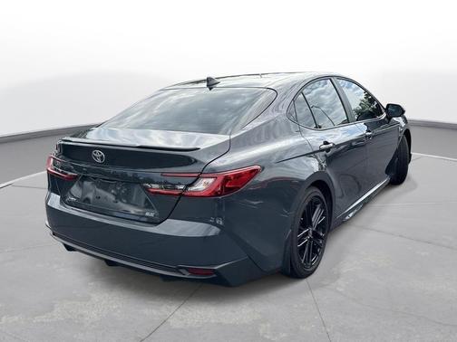 Underground 2025 Toyota Camry SE