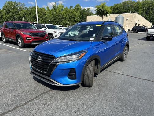 Electric Blue Metallic 2023 Nissan Kicks SR