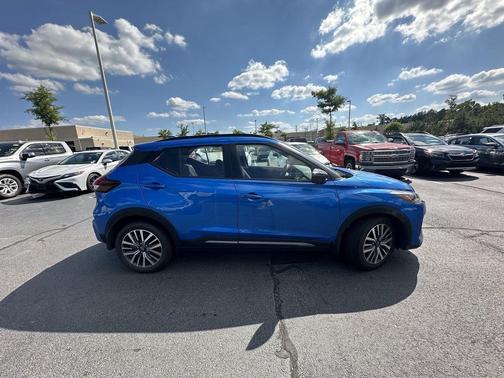 Electric Blue Metallic 2023 Nissan Kicks SR