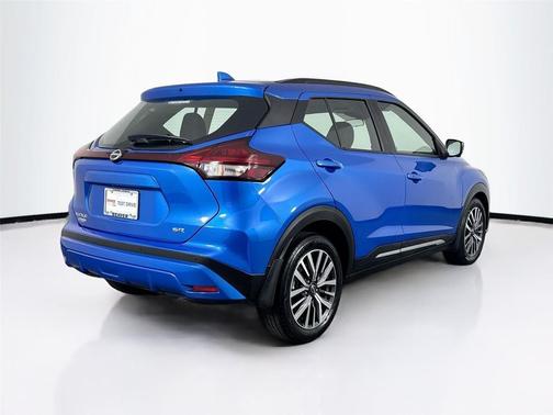 Electric Blue Metallic 2023 Nissan Kicks SR