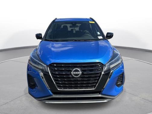 Electric Blue Metallic 2023 Nissan Kicks SR