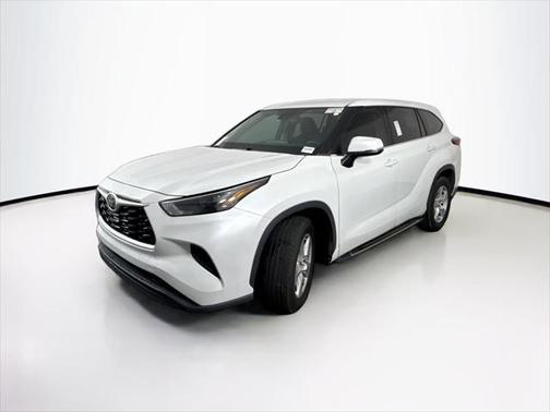 2022 Toyota Highlander L