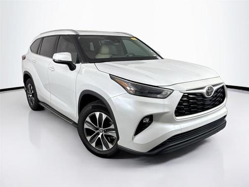 2023 Toyota Highlander XSE