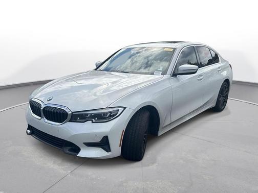 Mineral White Metallic 2019 BMW 330 xDrive