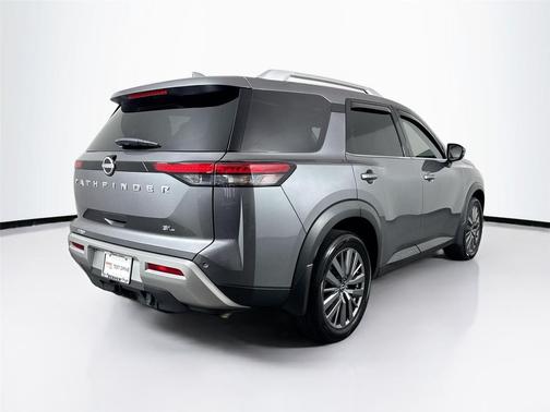Gun Metallic 2025 Nissan Pathfinder SL FWD