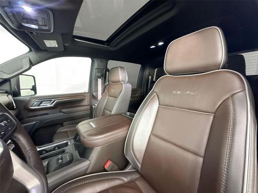 2024 GMC Sierra 2500 Denali