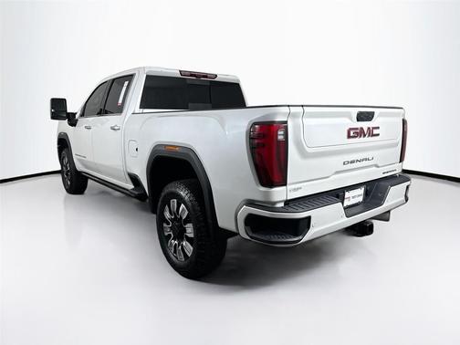 2024 GMC Sierra 2500 Denali