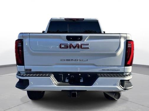 2024 GMC Sierra 2500 Denali