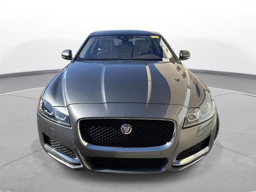 2017 Jaguar XF 35t Prestige