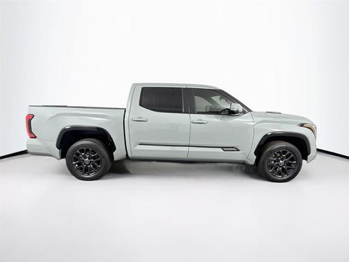 2024 Toyota Tundra Hybrid Platinum
