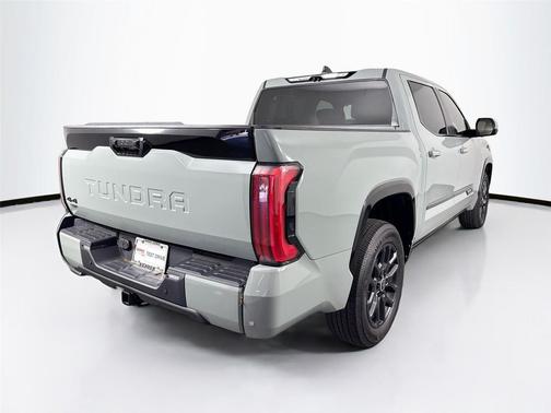 2024 Toyota Tundra Hybrid Platinum
