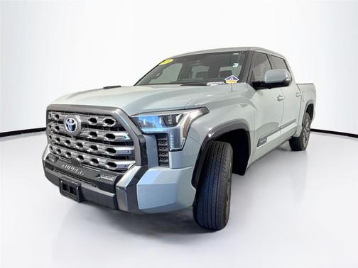 2024 Toyota Tundra Hybrid Platinum