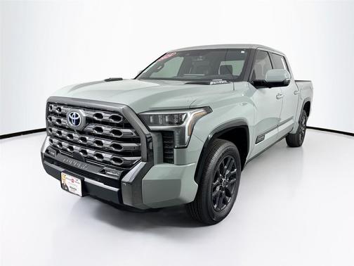 2024 Toyota Tundra Hybrid Platinum