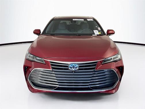 2022 Toyota Avalon Hybrid Limited