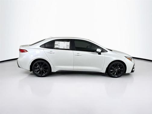 Wind Chill Pearl 2026 Toyota Corolla SE