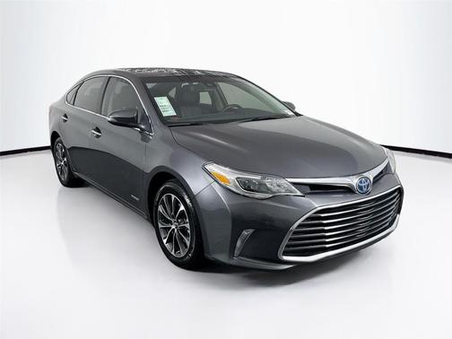 2018 Toyota Avalon Hybrid XLE Premium