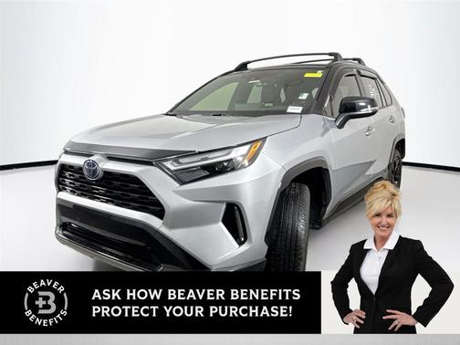 2022 Toyota RAV4 Hybrid SE