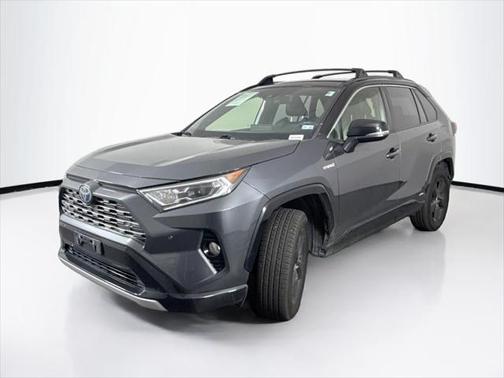 2020 Toyota RAV4 Hybrid SE