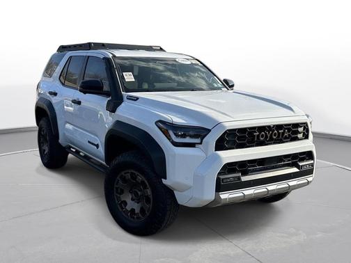 2025 Toyota 4Runner Hybrid Trailhunter