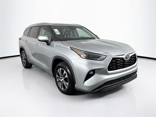 2024 Toyota Highlander XSE