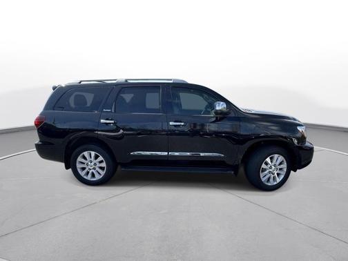 2022 Toyota Sequoia Platinum