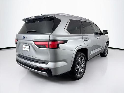 2024 Toyota Sequoia Capstone