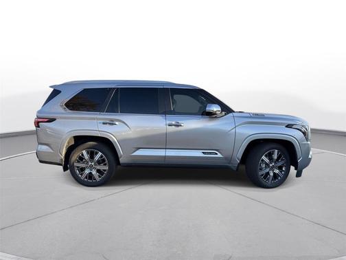 2024 Toyota Sequoia Capstone