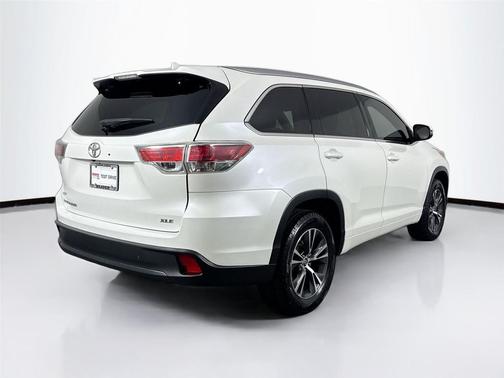 Blizzard Pearl 2016 Toyota Highlander XLE