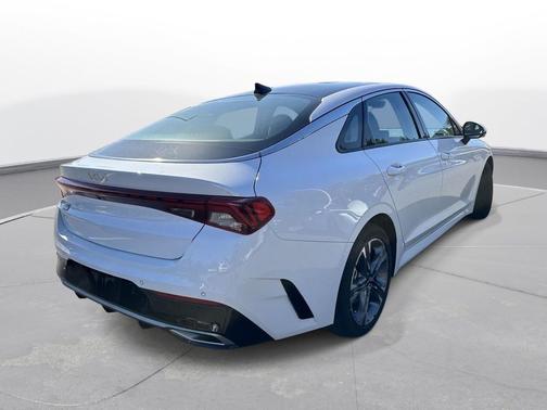 2023 Kia K5 EX