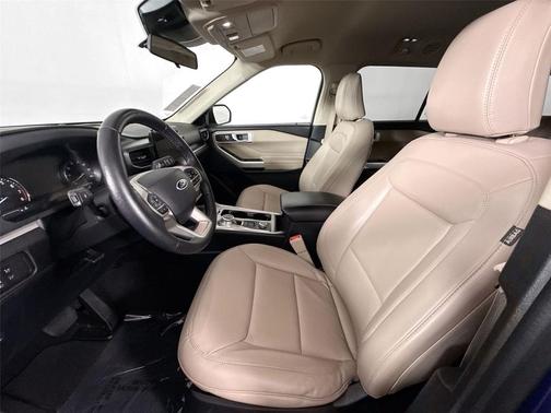 Atlas Blue Metallic 2021 Ford Explorer XLT