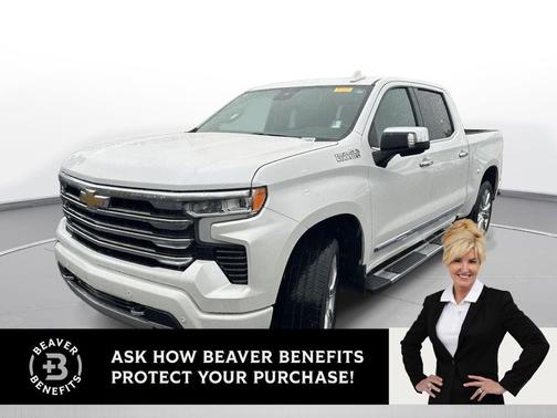 Iridescent Pearl Tricoat 2023 Chevrolet Silverado 1500 High Country