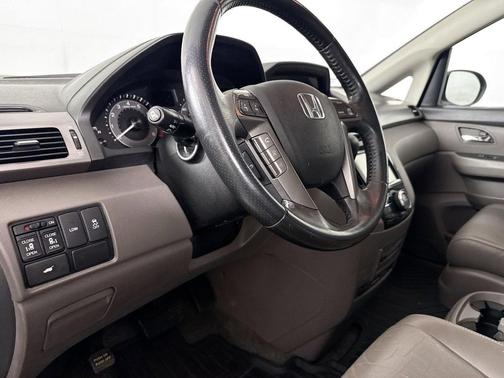 Modern Steel Metallic 2016 Honda Odyssey EX-L