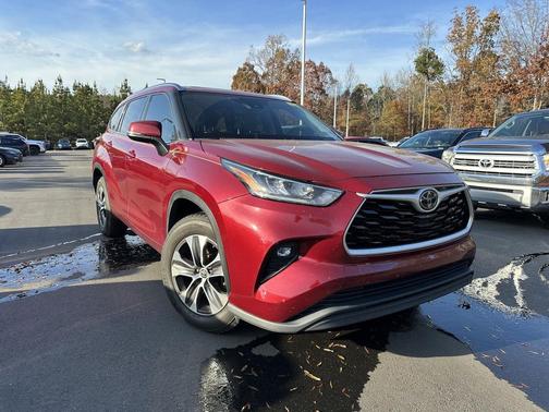 2020 Toyota Highlander XLE