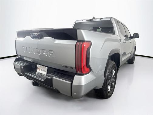 2025 Toyota Tundra Hybrid Platinum