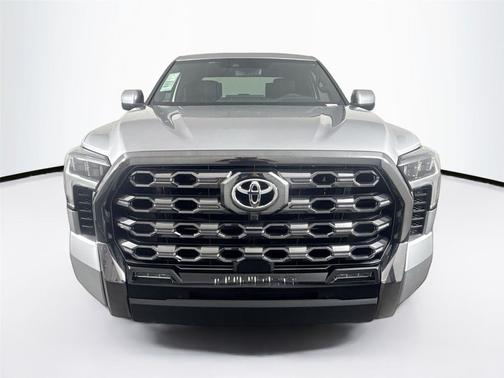 2025 Toyota Tundra Hybrid Platinum