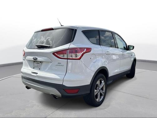 Oxford White 2014 Ford Escape SE