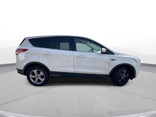 Oxford White 2014 Ford Escape SE