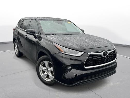 2021 Toyota Highlander LE