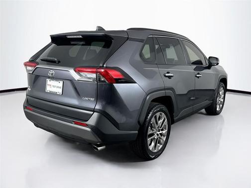 2019 Toyota RAV4 Limited